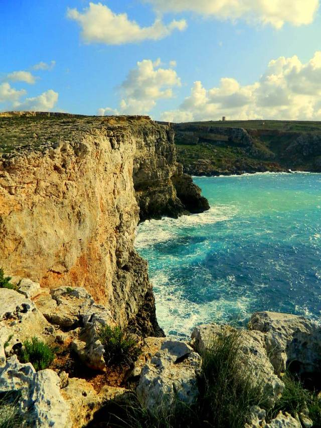 il-majjistral-cliff2