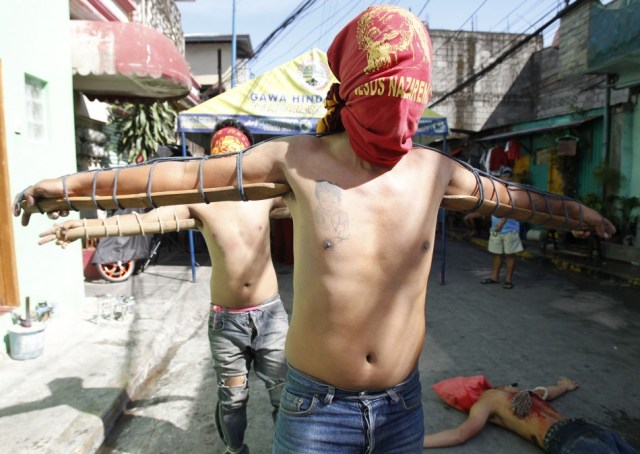Philippines flagellation Easter 4