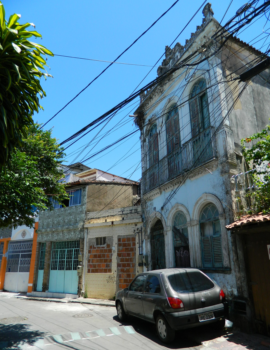 closed houses Nazare