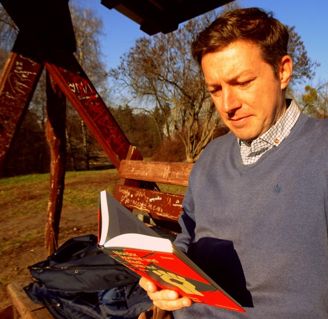 Andreas Moser reading Mordor.JPG